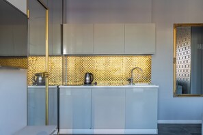 Suite estudio (36B) | Cocina privada | Tetera eléctrica