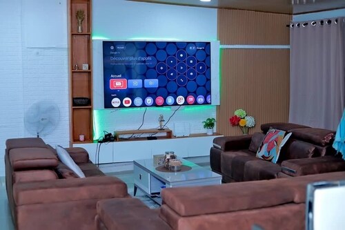 Residence SKL Residence 4 pieces in beautiful Abidjan with cool AC comfort