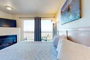 Internet, bed sheets - Oceanview Studio on the Main Level - Nearby Beach Access, Dogs Welcome (Lincoln City)