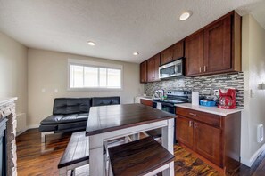 Fridge, microwave, oven, stovetop - Upper Level Condo with Private Balcony & Nearby Beach Access - Dog-Friendly (Lincoln City)