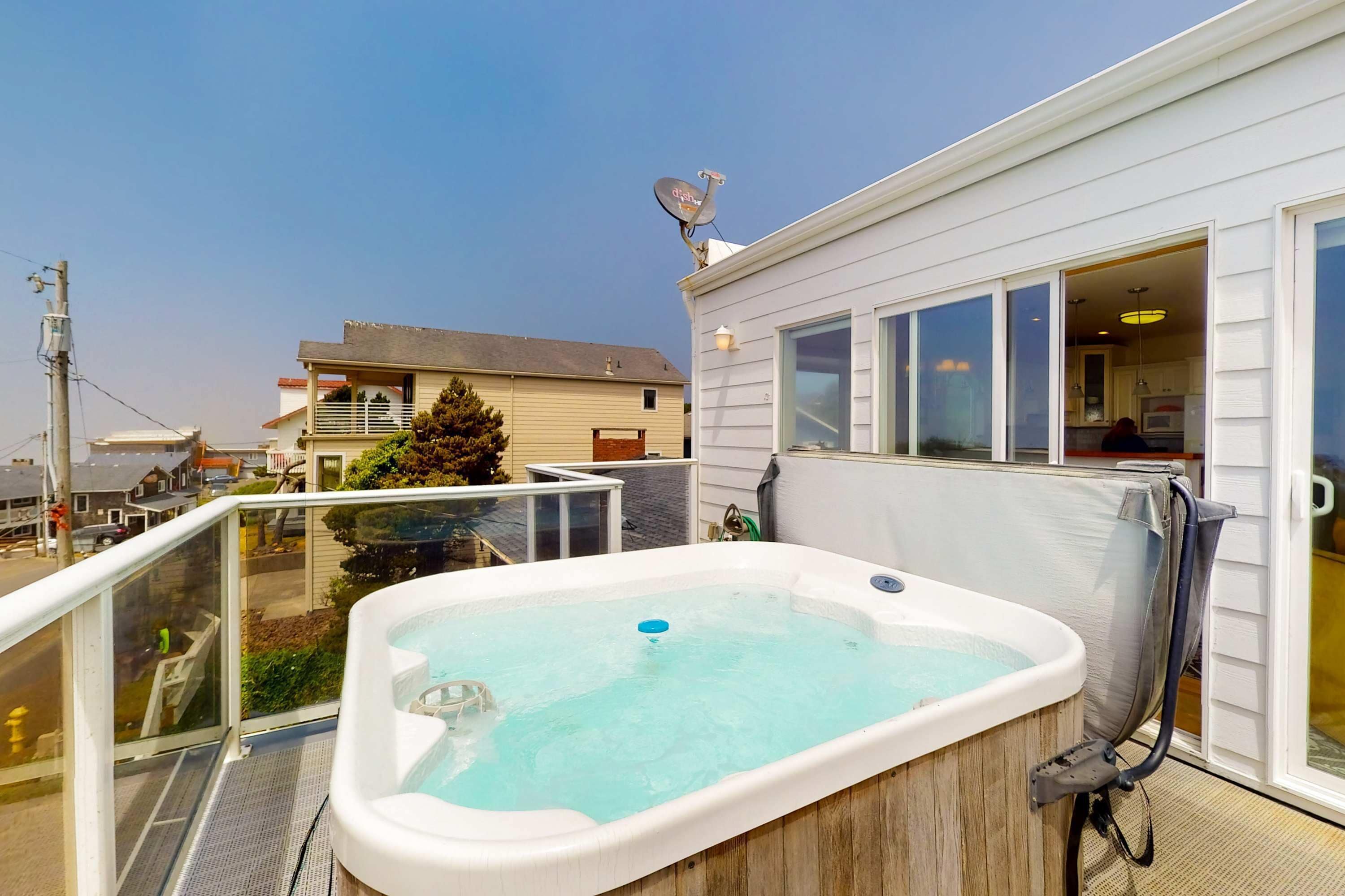 Tina de hidromasaje al aire libre