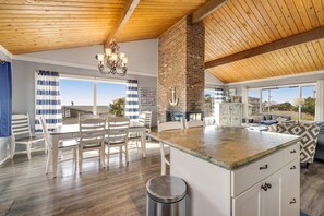 Dining - Ocean view home with game room steps from the beach dogs OK (Lincoln City)