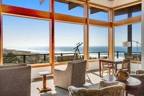 Interior - New home with unparalleled ocean views and private hot tub dogs welcome (Lincoln City)