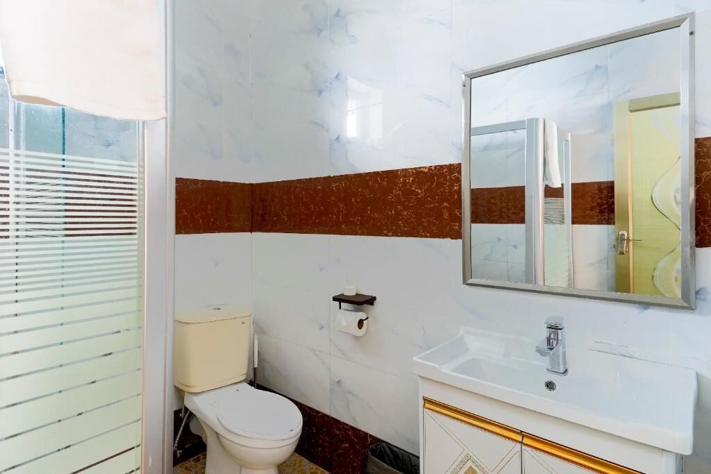 Towels, toilet paper