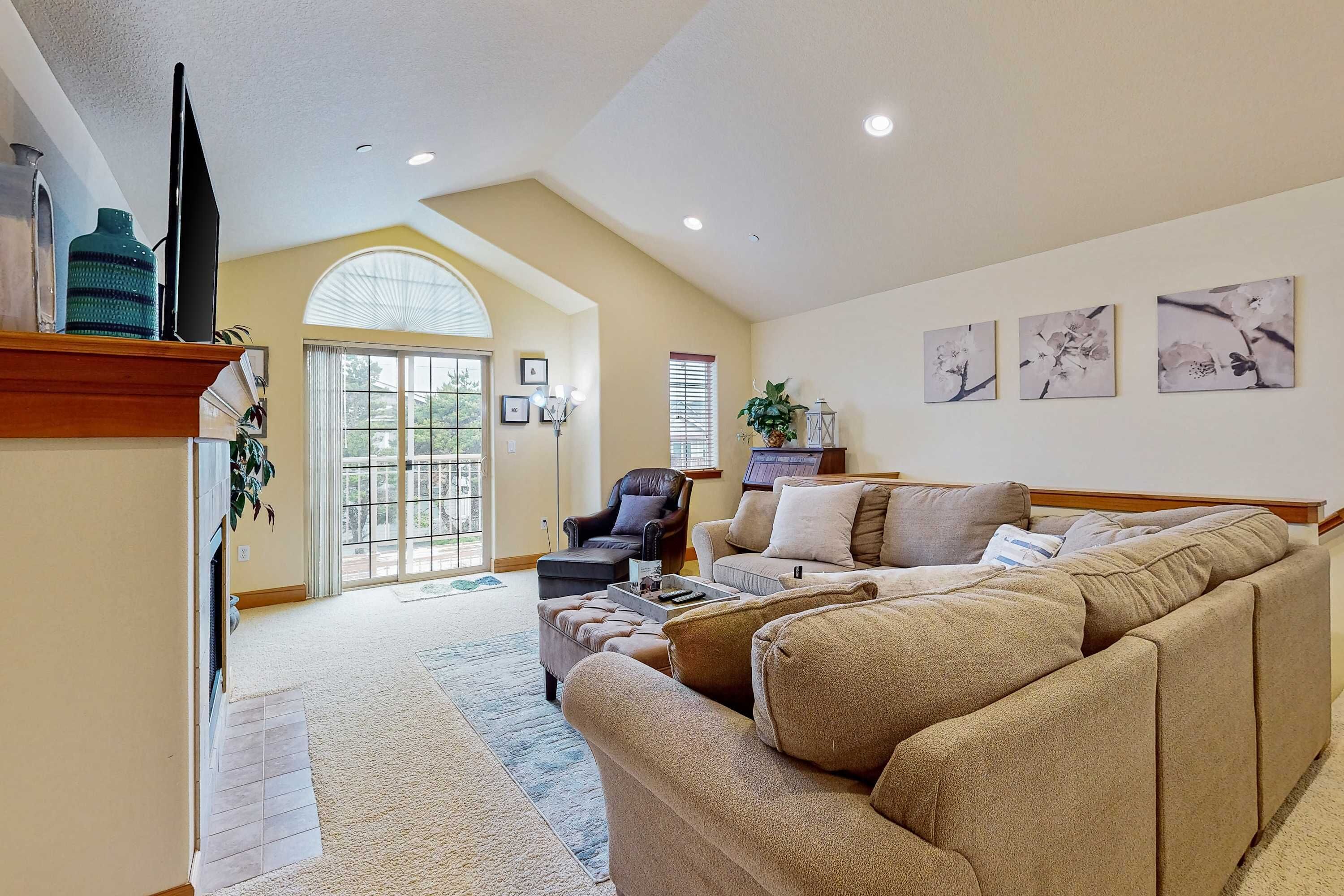 TV, fireplace, video games, DVD player