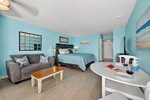 Comfort Studio, Balcony, Ocean View | Iron/ironing board, free WiFi