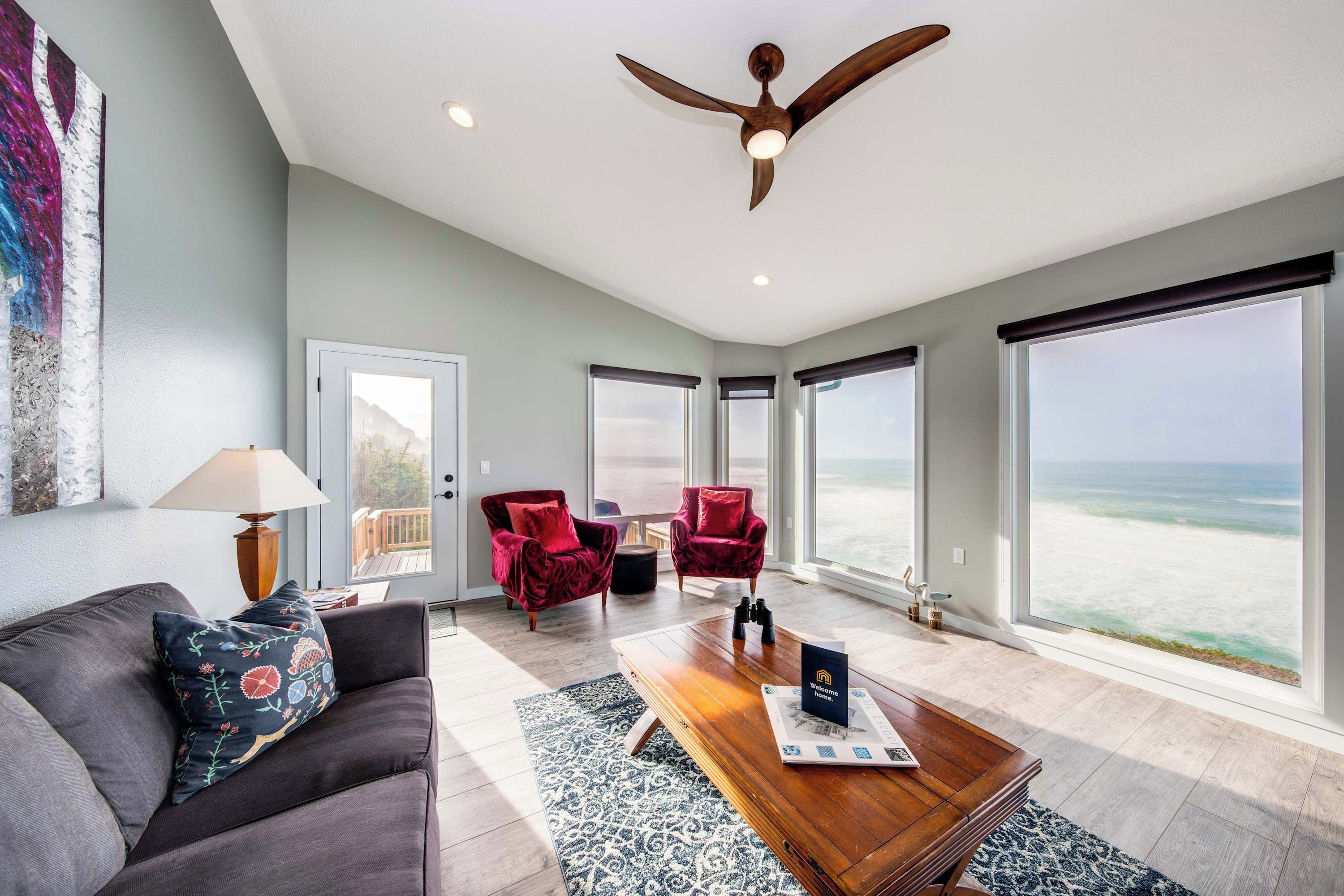 Télévision, jeux vidéo, lecteur de DVD, espaces bureaux