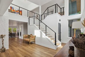 Interior - Spacious home with ocean view enclosed yard fireplace hut tub washer and dryer (Lincoln City)