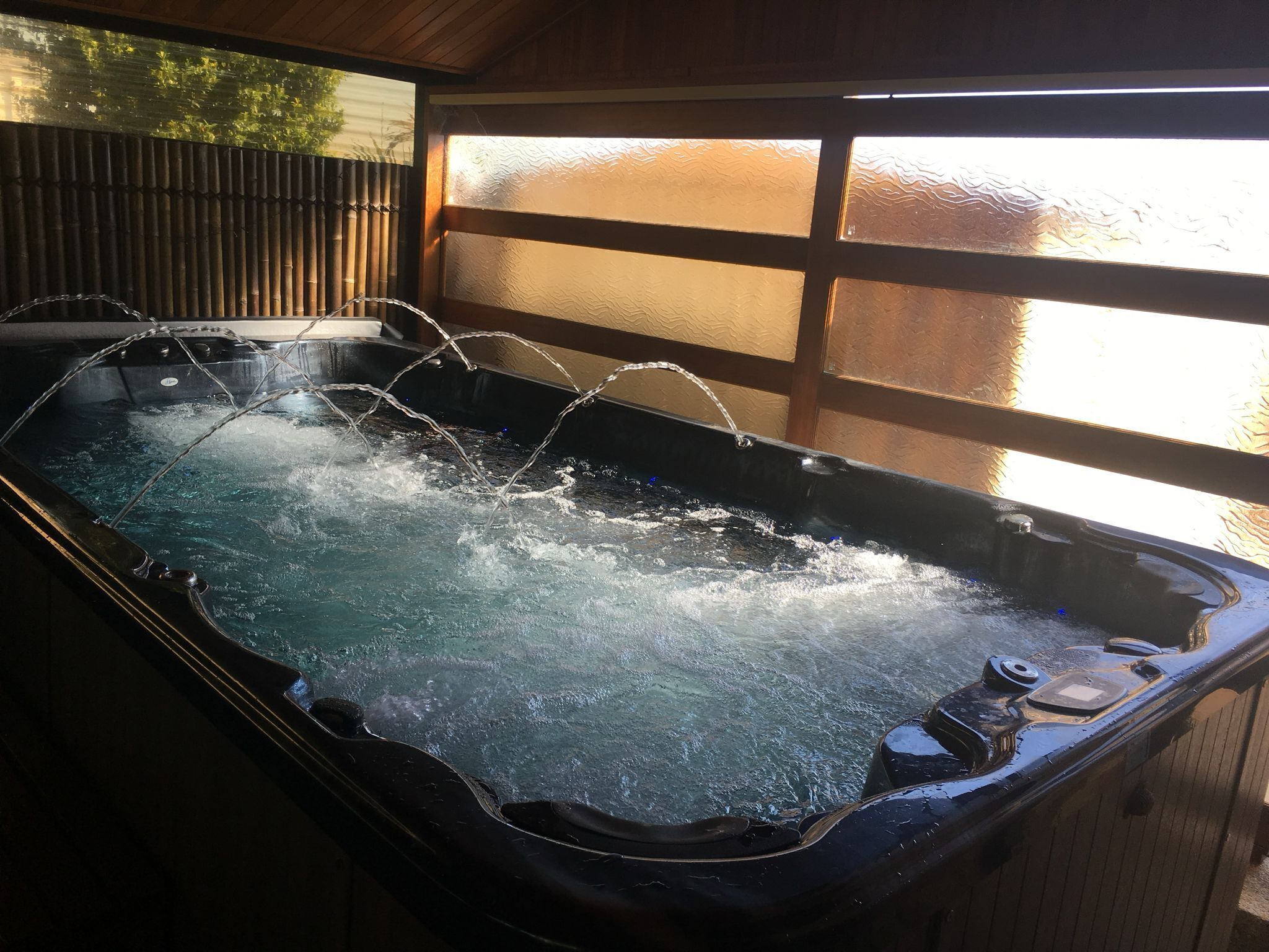 室内 SPA 浴缸