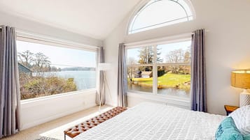 Fer et planche Ă repasser, Wi-Fi, draps fournis