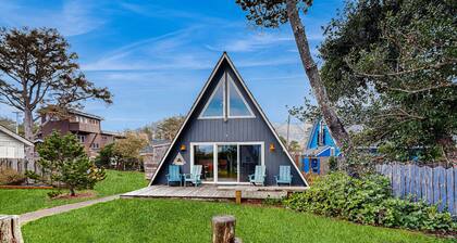 Quiet Coastal Cabin Home with Private Hot Tub Less Than a Block From Beach