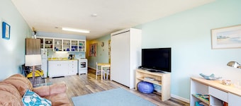 Proposal Rock Charmer Condo in Neskowin with creekside and ocean views