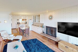 TV, lareira