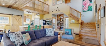 Newly constructed home with firepit and large deck walk to the beach and golf