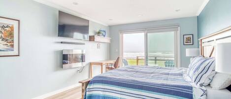 1 bedroom, desk, iron/ironing board, WiFi