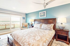 1 bedroom, desk, iron/ironing board, WiFi - Oceanfront ground level condo with fireplace and updated kitchen dog friendly (Neskowin)