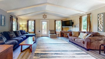 TV, fireplace, DVD player, stereo
