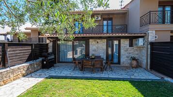 Helios Villa with Private Pool | Teres/patio