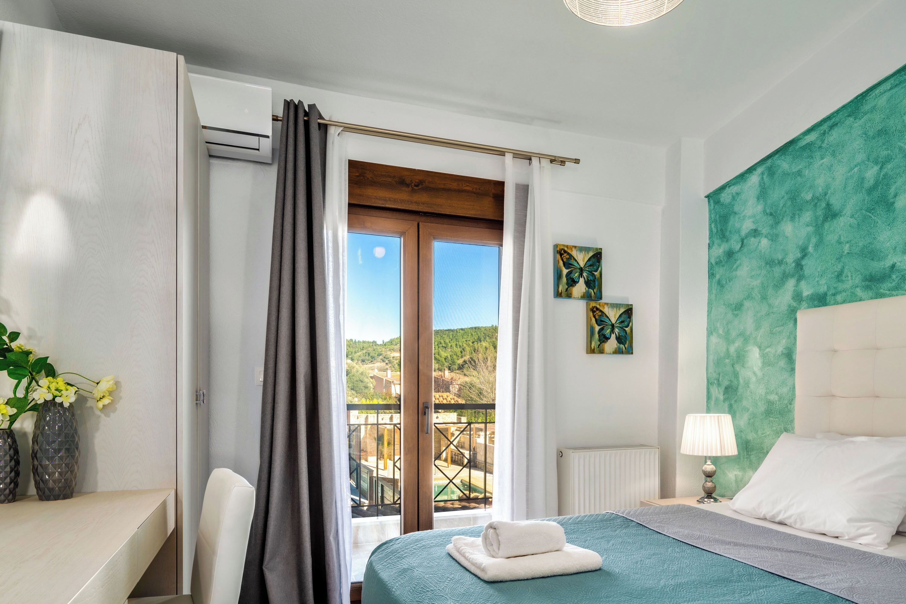 Helios Villa with Private Pool | Blick vom Balkon