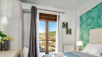 Helios Villa with Private Pool | Blick vom Balkon