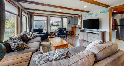 Dog friendly house near the ocean with woodstove yard patio and washer dryer