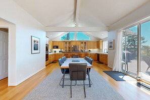 Dining - Idyllic Cape retreat with ocean views and private hot tub walk to state beach (Pacific City)