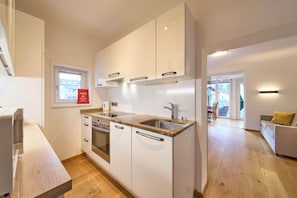 Comfort Apartment, 1 Bedroom, Non Smoking, Pets Not Allowed | Private kitchen | Coffee/tea maker, electric kettle, toaster - Apartment Sandra (Schwarzach im Pongau)