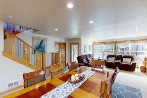 Interior - Coastal home walking distance to the beach with outdoor shower and fireplace (Pacific City)