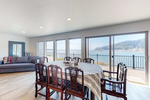 Dining - Bayview home with a deck overlooking the locally famous Ghost Hole fishing spot (Bay City)