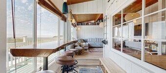 Waterfront house with ocean views and gorgeous sunsets dog friendly