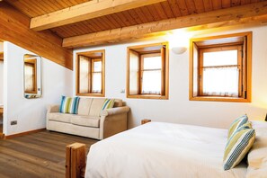 Comfort Double Room, Mountain View - La Fiorida Agri Relais (Mantello)