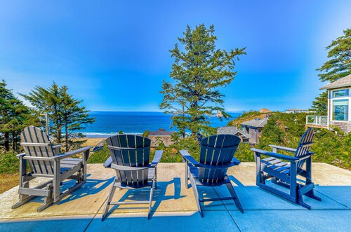 Spacious ocean view home with wood fireplace grill and deck dog friendly