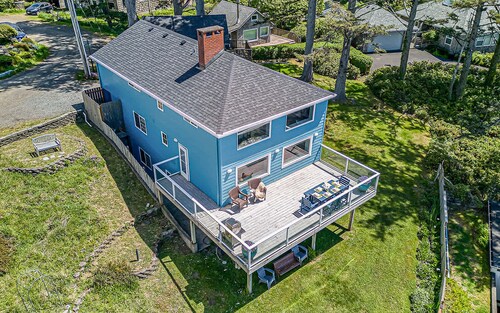 Oceanview Escape with Sweeping Views and Easy Beach Access
