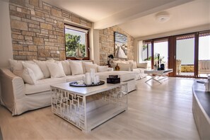 Familie villa, uitzicht op zee | Interieur