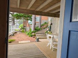 Outdoor dining - Airy Beach Home with Two Decks, Ocean Views - Close to Beach Access (Oceanside)