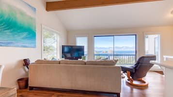 TV, DVD player, offices