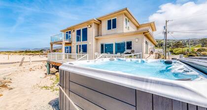 Oceanfront Home with Private Hot Tub and Amazing Beach Views Dogs Welcome