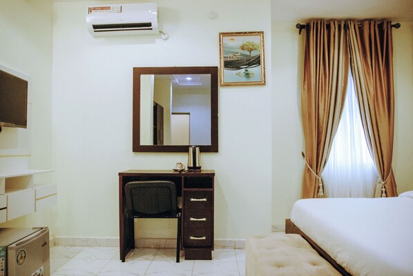 行政套房, 露台 | 書桌、手提電腦工作空間、隔音、免費 Wi-Fi