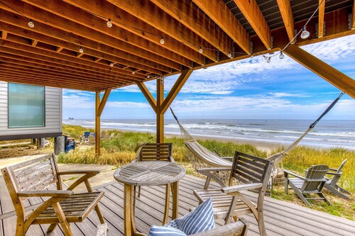 Pet-Friendly,Oceanfront Escape with Multi-Level Decks