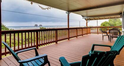 Dog Friendly Oceanfront House with Ocean Views Walk to Beach