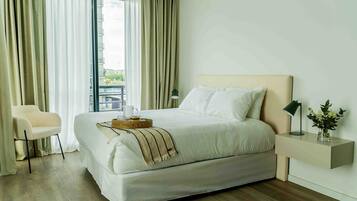 Free WiFi, bed sheets