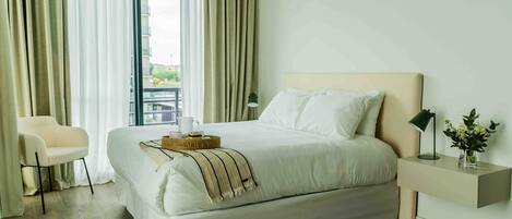 WiFi (free), bed sheets