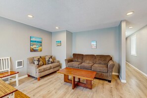 TV, offices - Dog Friendly Room with Kitchen Located Near the Beach and Downtown (Rockaway Beach)