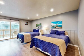 Iron/ironing board, WiFi, bed sheets - Dog Friendly Motel Room Located Near the Beach and Downtown (Rockaway Beach)