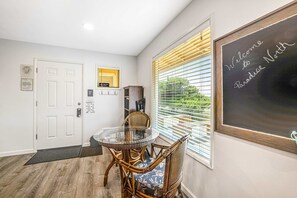 Dining - Oceanfront home with sunny deck WiFi and washer dryer (Rockaway Beach)
