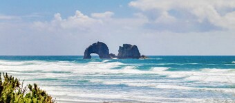 Dog Friendly Waterfront Bungalow Just Steps to the Sand and Waves