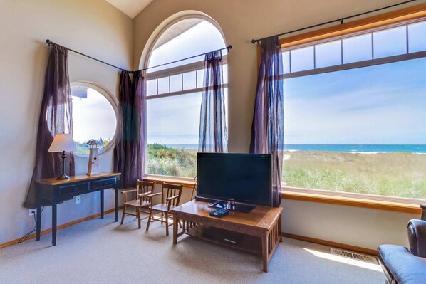 TV, DVD player, offices