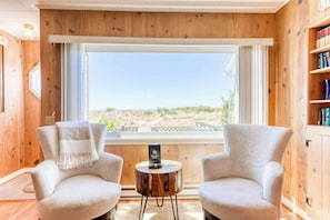 Interior - Picturesque Views Just Steps From The Beach (Rockaway Beach)
