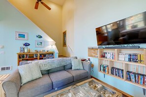 Televisio, DVD-soitin, työhuone