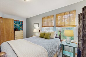 2 bedrooms, iron/ironing board, travel crib, WiFi